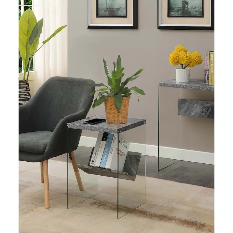 Moderner Glas-Beistelltisch mit Ablage