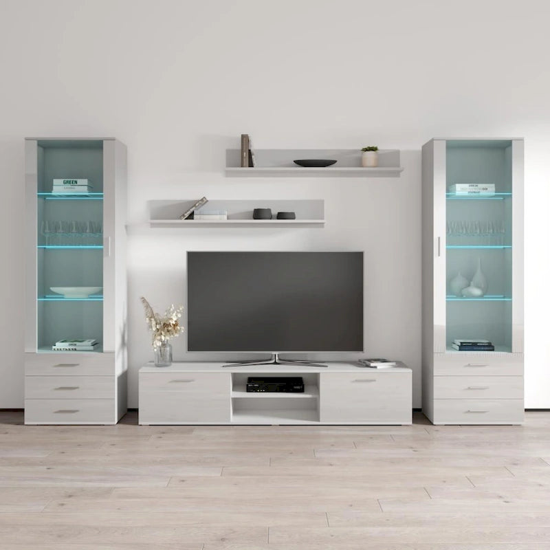 Moderne Wohnwand mit TV-Möbel und LED-Beleuchtung