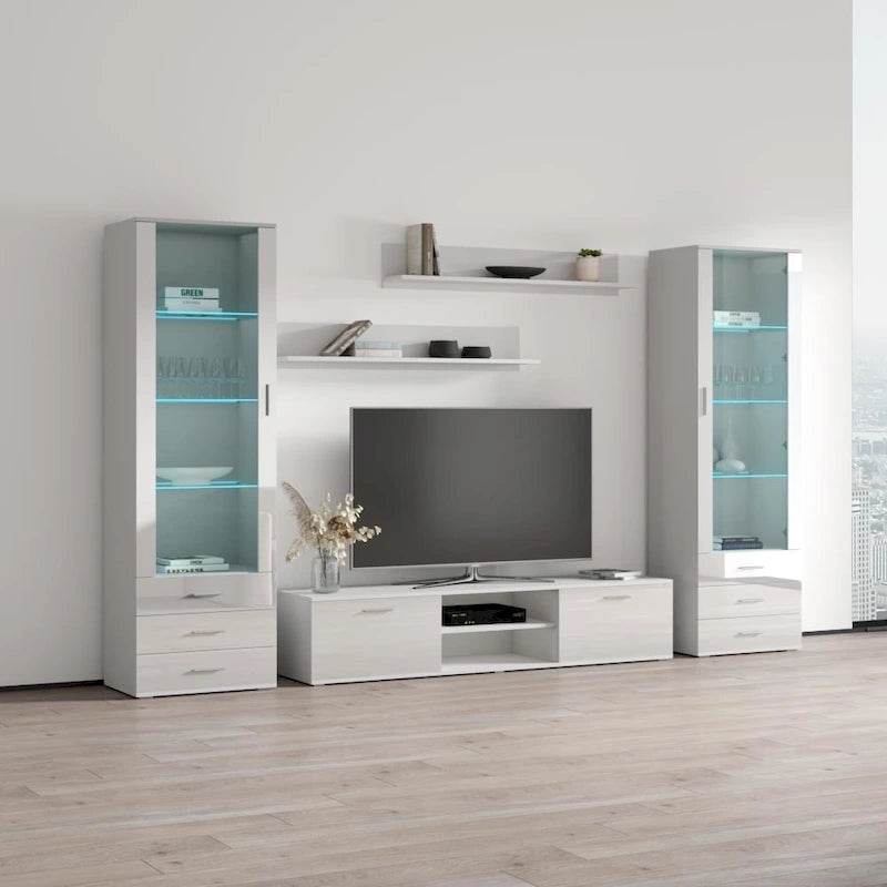 Moderne Wohnwand mit TV-Möbel und LED-Beleuchtung