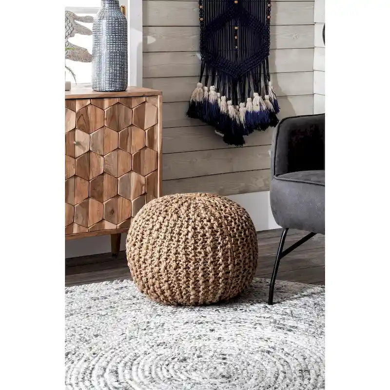 Klassischer gestrickter Pouf aus massivem Jute-Ottomane