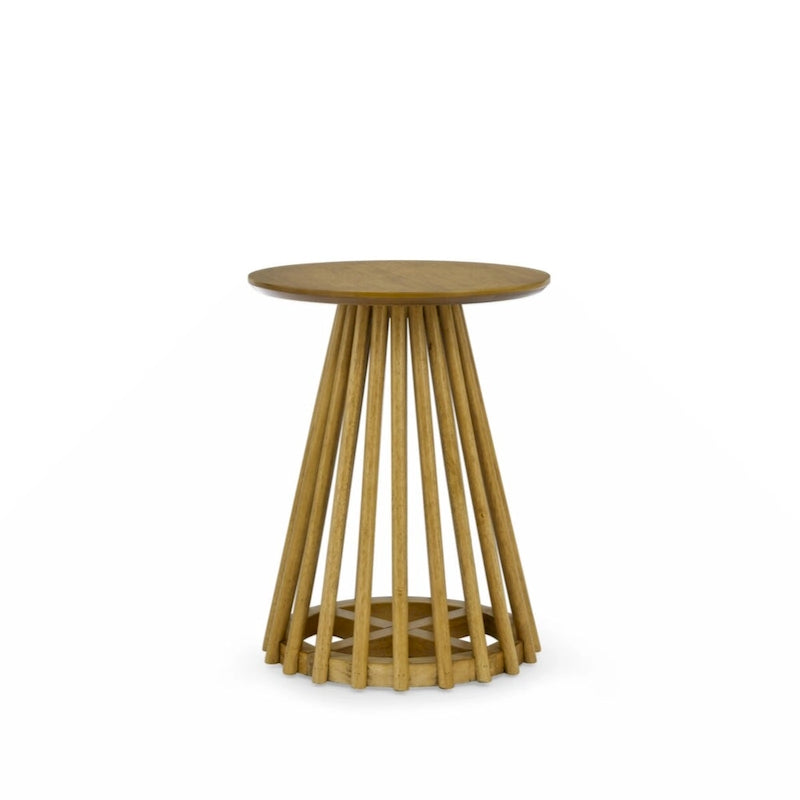 Massiver Couchtisch für das Wohnzimmer